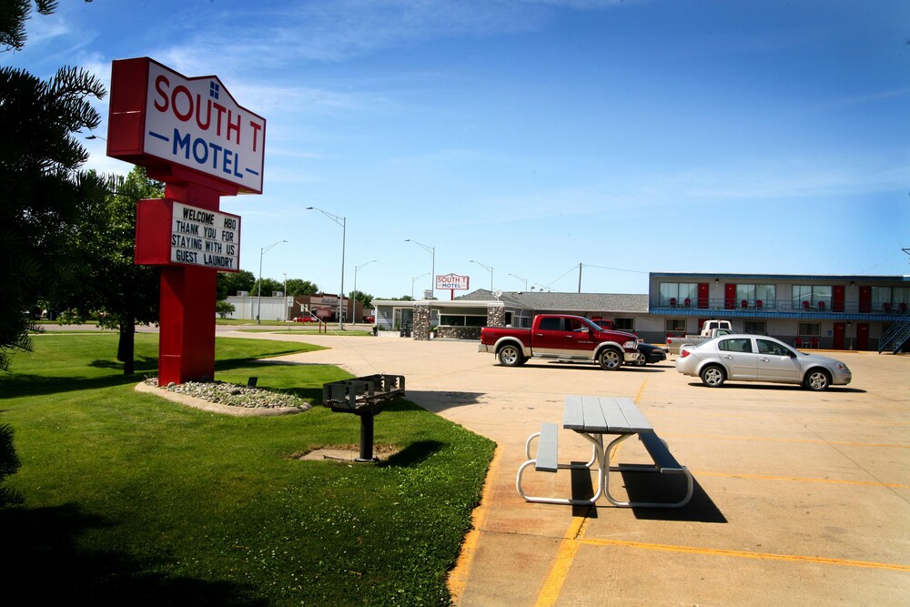 South T Motel