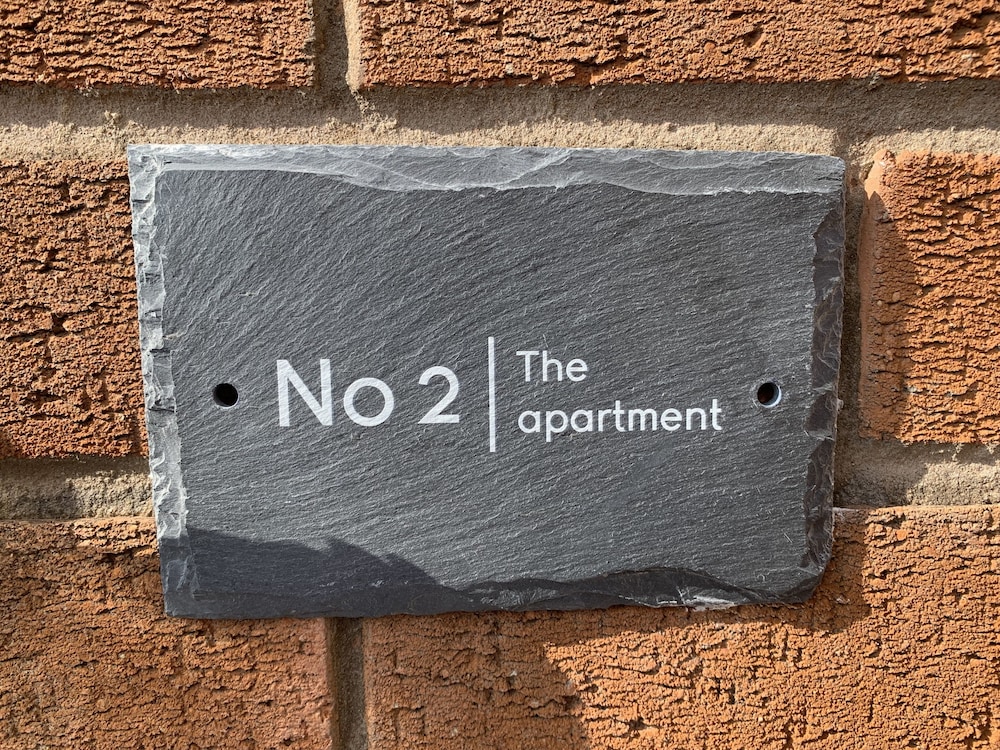 One Bedroom Apartment With En-suite & Patio