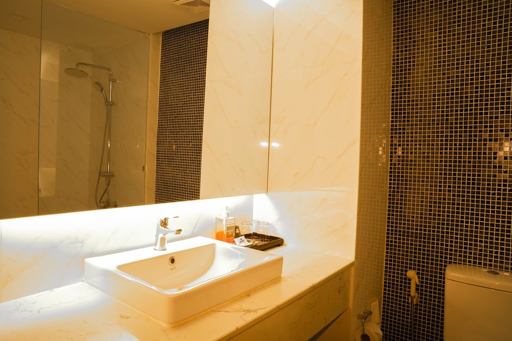 GRAND JOMTIEN PALACE HOTEL