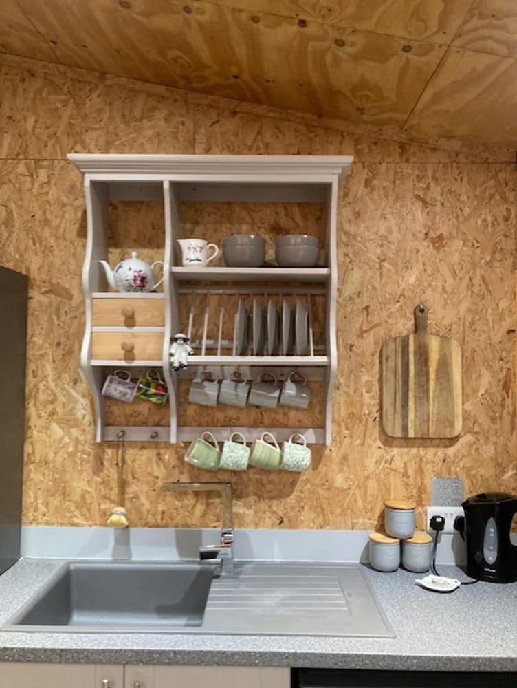 Unique Quirky Studio in Spreyton view 4