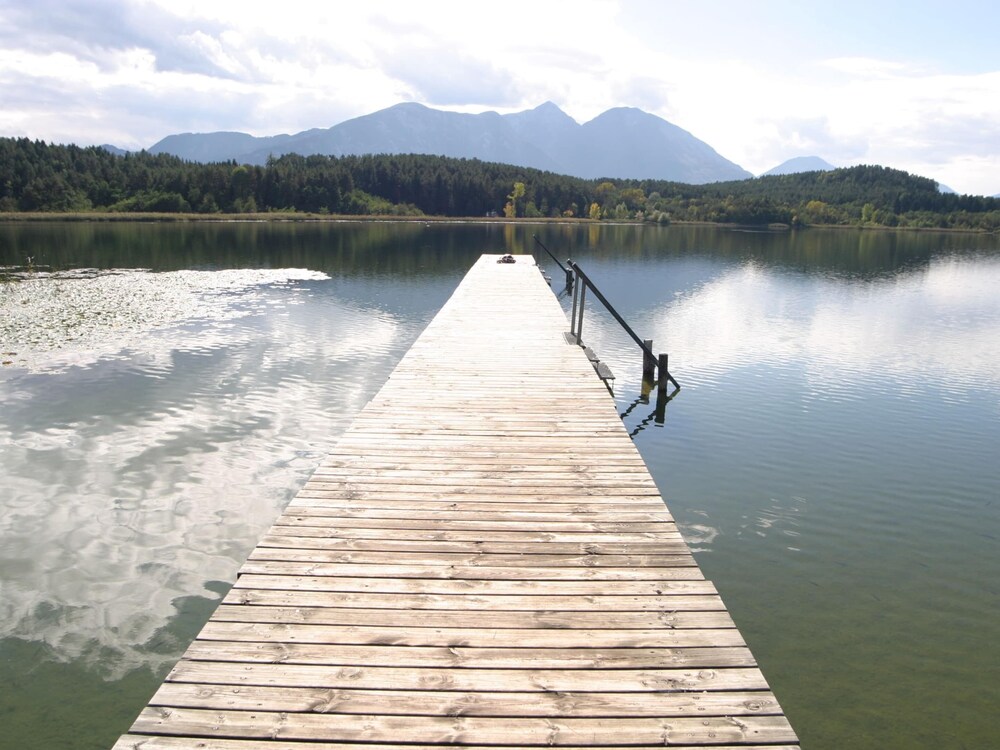 Apartment Directly on Lake Ossiach in Carinthia