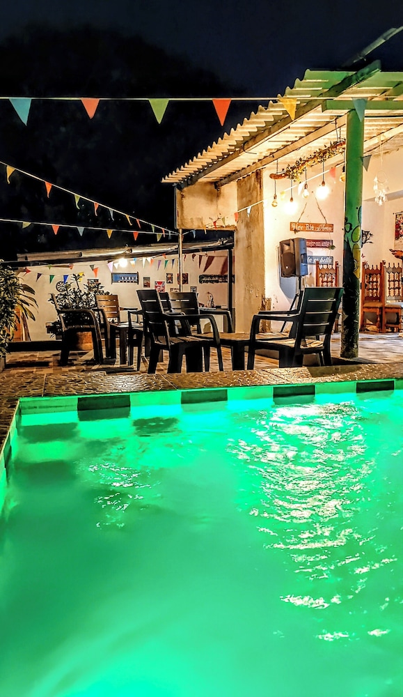 CASA GLORIA HOSTAL