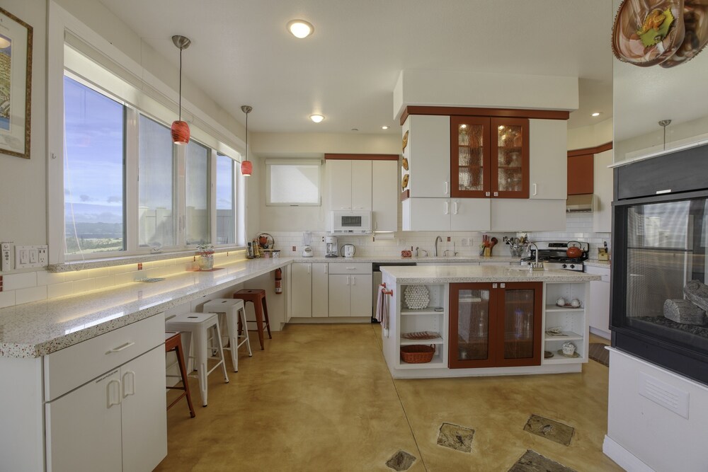 1460 Strand Way 2 Bedroom Home by Redawning view 3