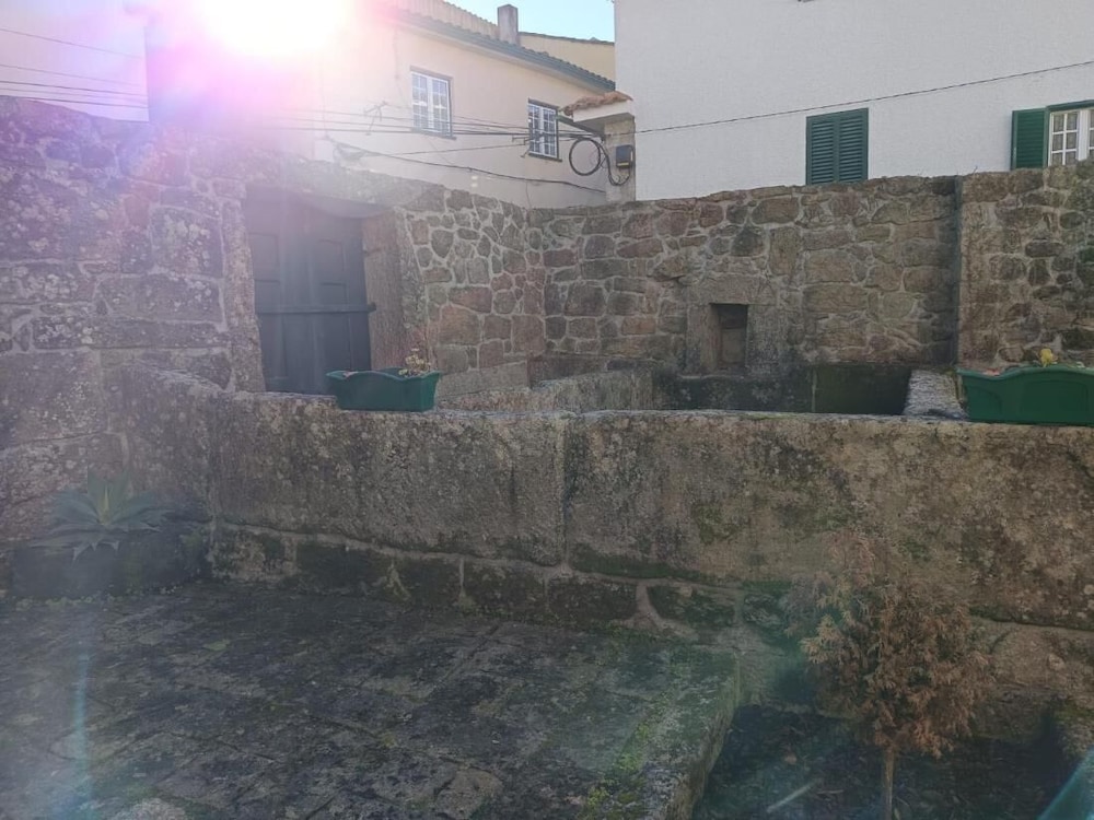 Casa dos Livros - Guest House