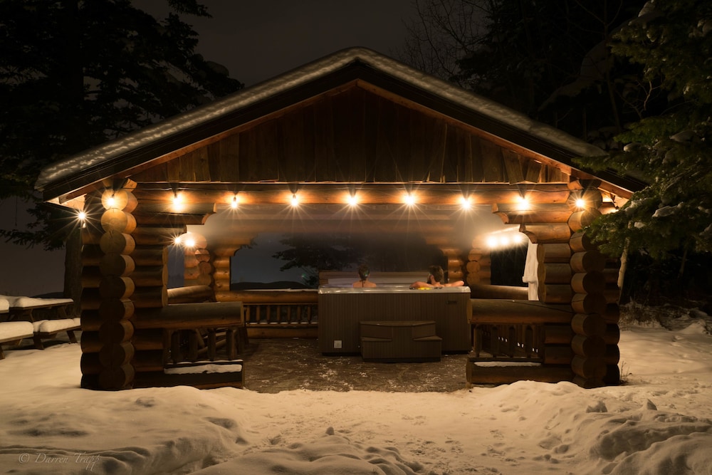Whitewater Lodge