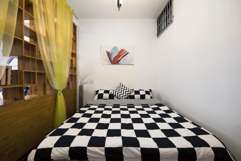 Apt of Freedom - the French Concession