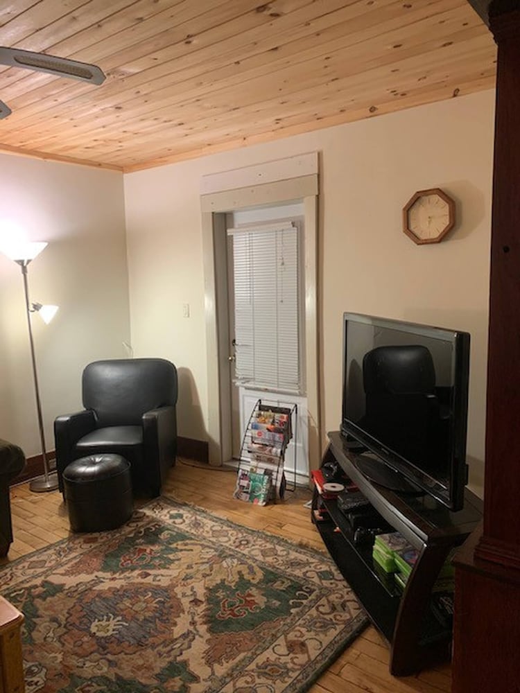 4 Bedroom Cottage On Manitoulin Island - Next to Sandy Beach!