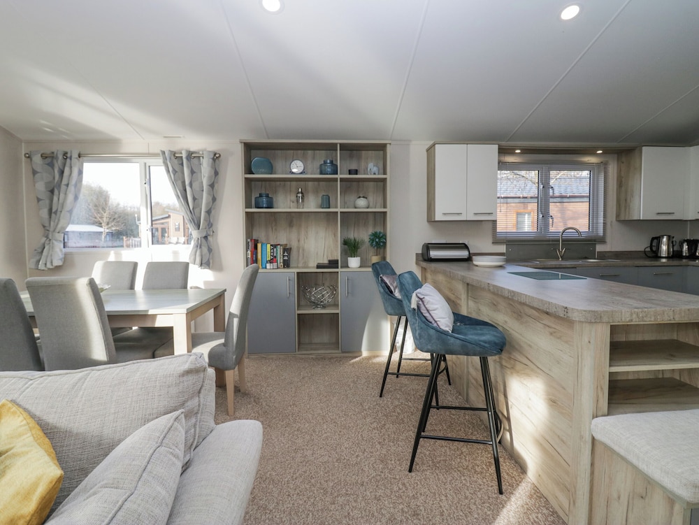The Three Bears Lodge, Coniston Drive 11