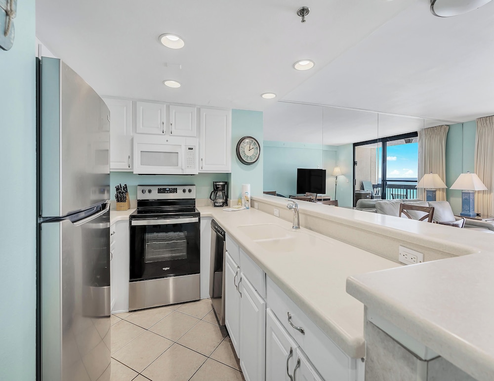 Sundestin #511 by Southern Vacation Rentals
