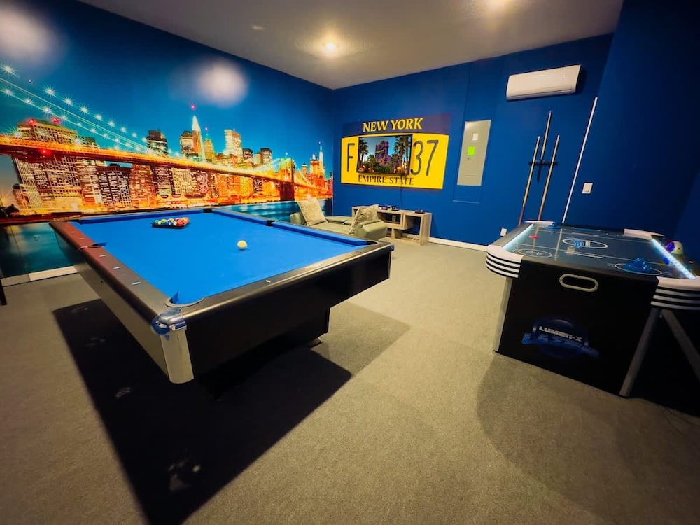 Villa Near Disney Themed Luxury 5Bd With Pool