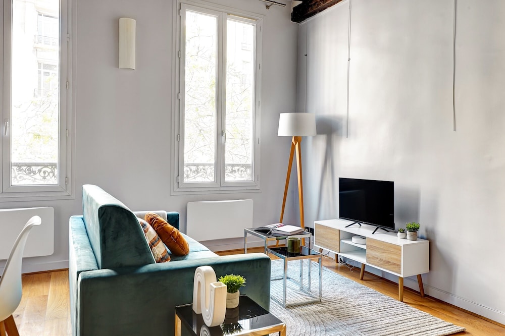 Chic 1BR Near Le Marais & Picasso Museum