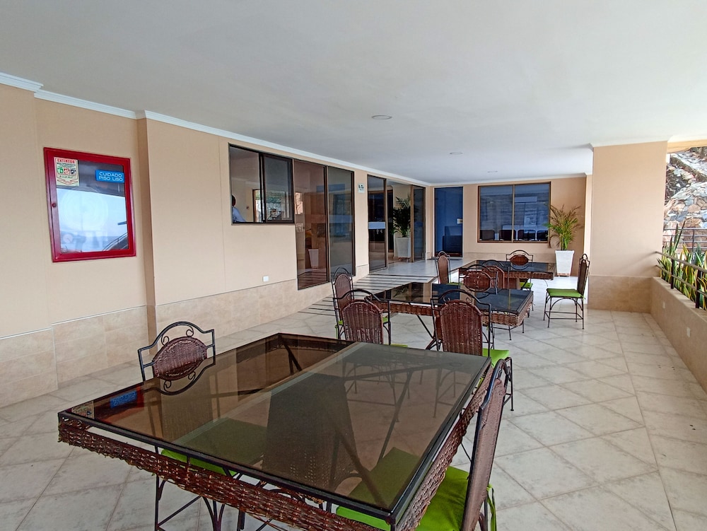 Apartamentos Rodadero - Vistas al Mar view 2