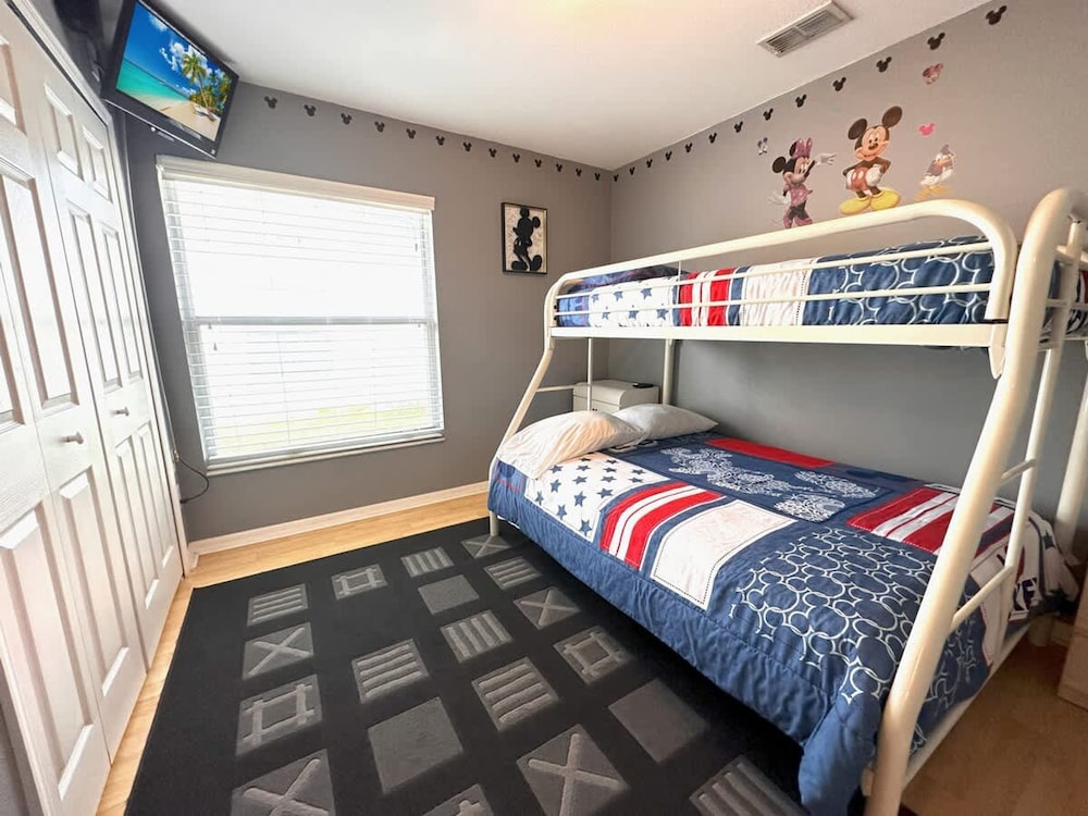 Less Than 10 Minutes From Disney 3Bd Villa With Pool