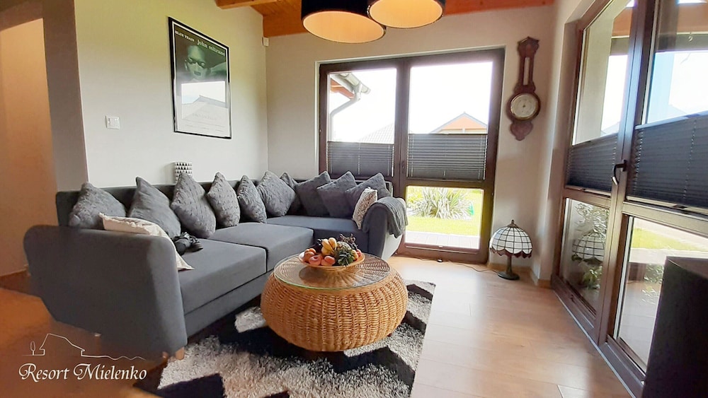 Holiday Home With Garden, Sauna, Jacuzzi