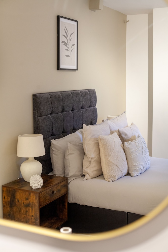 The Maida Vale Flat