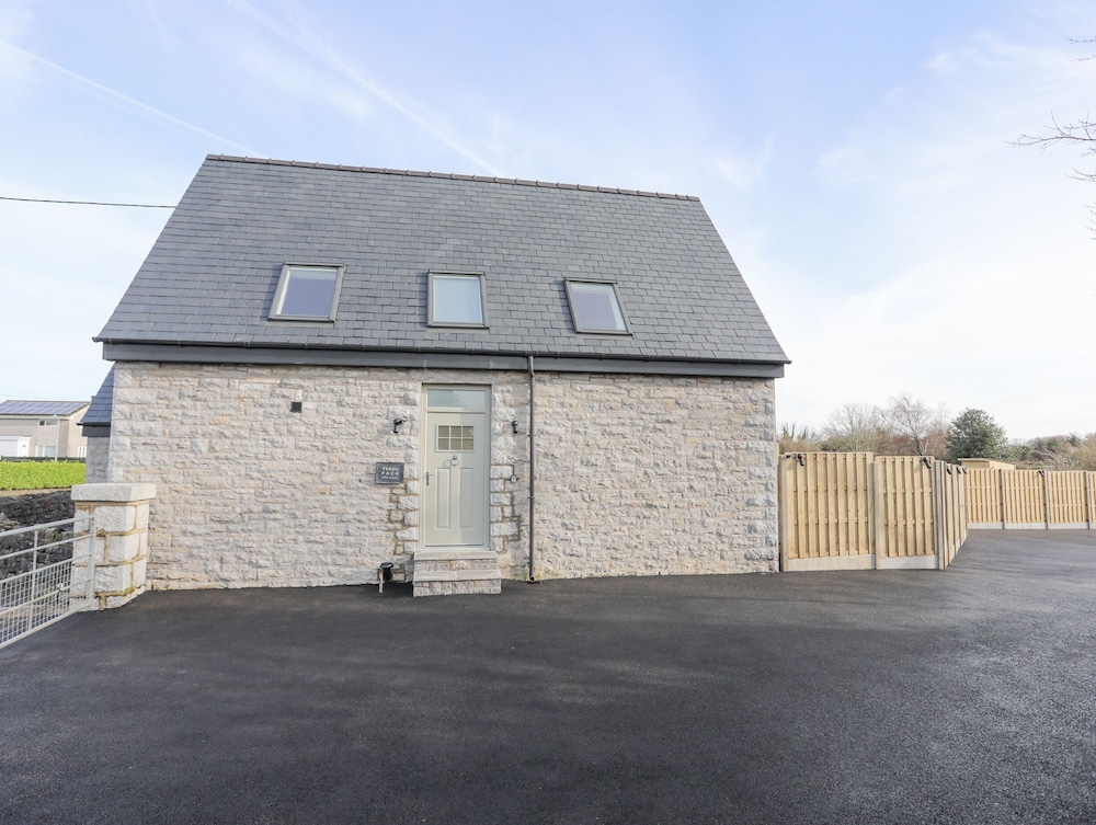 Ysgol Fach