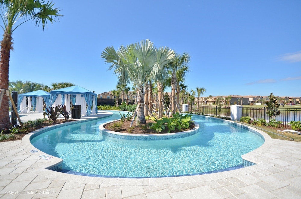 Twice-as-nice Double Delight Getaway 5 Bedroom Home