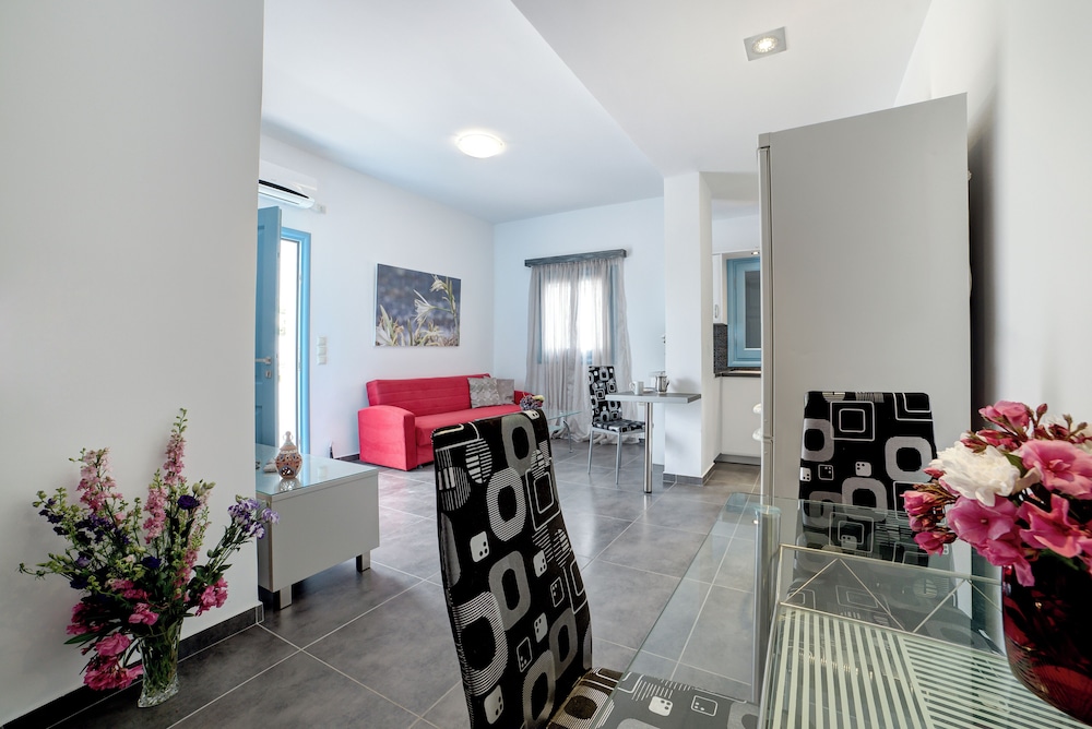 ADELPHI APARTMENTS