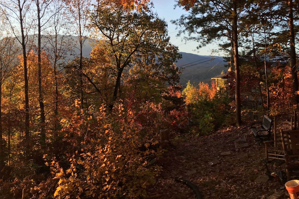 Panoramic-view Gatlinburg Cabin w/ Private Hot Tub view 4
