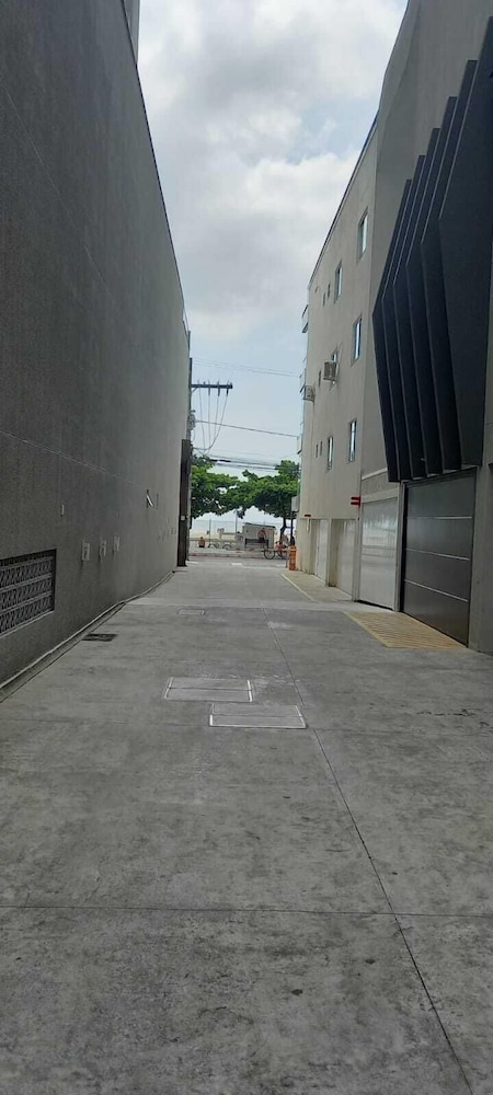 Apto 2 qtos - acesso exclusivo á praia, 30mts