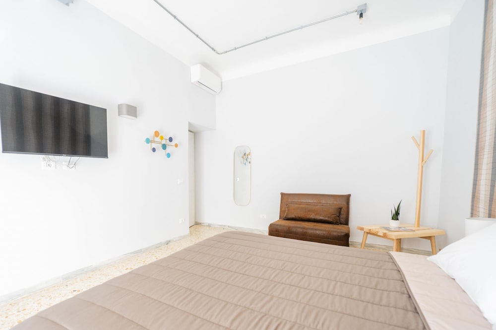 Trastevere Lovely 2 BR Apartment photo 2