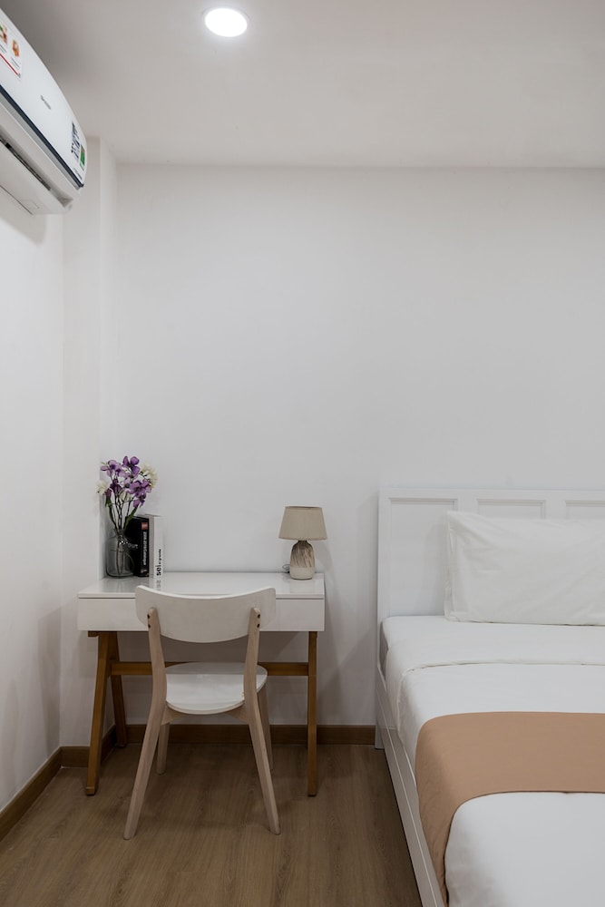 Cozrum Homes May's House