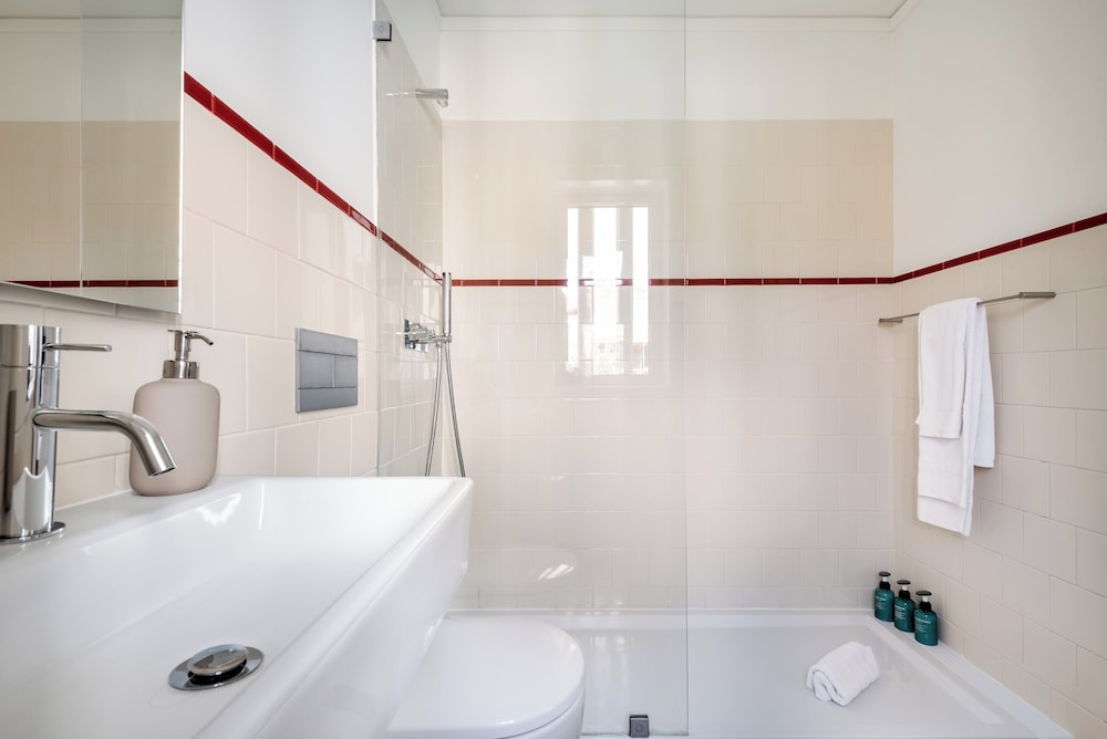 Acm021 Bombarda Homes, Spacious 3BR for Families