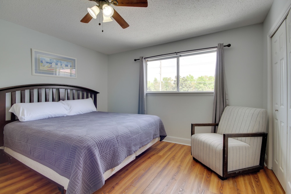 < Half Mi to Gulf: Biloxi Condo w/ Patio!