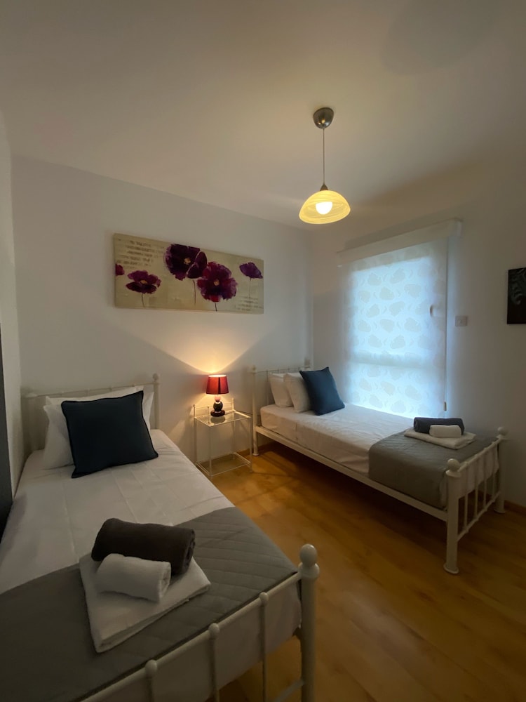 32 PEY - Stay Peyia Sunset Pearl