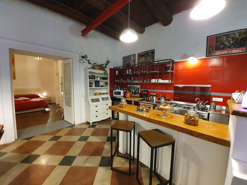 The Spanish Palace suites, rooms, apartments & terraces