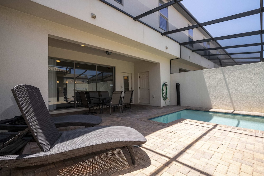 Stunning 5 Bd w/ Pool Close to Disney @ Windsor Westside 2015