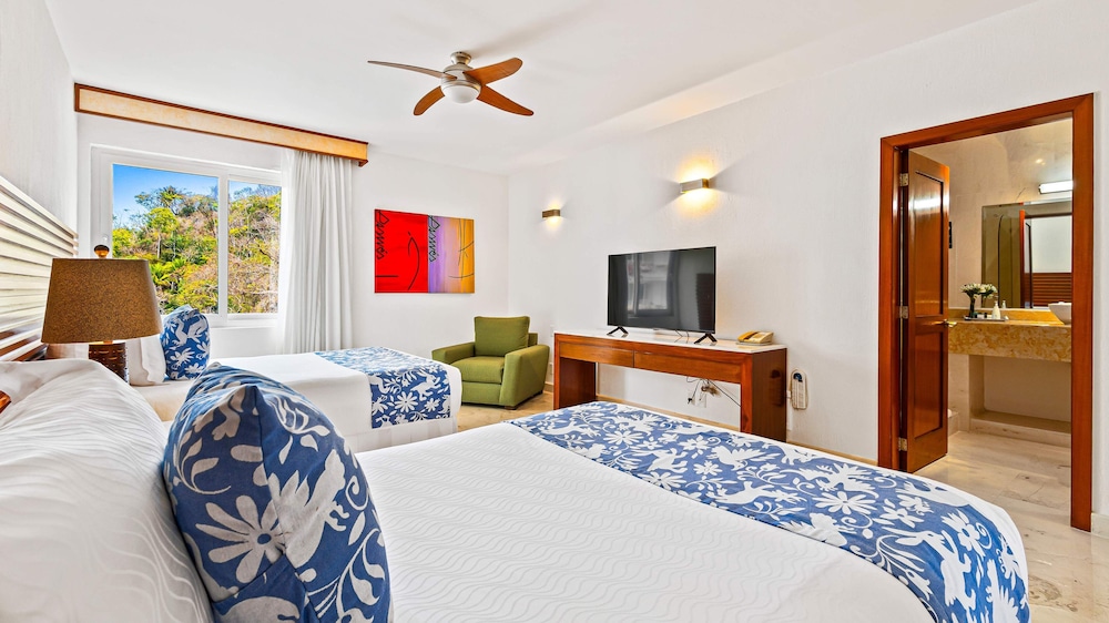 HOLT Grand Miramar Residences