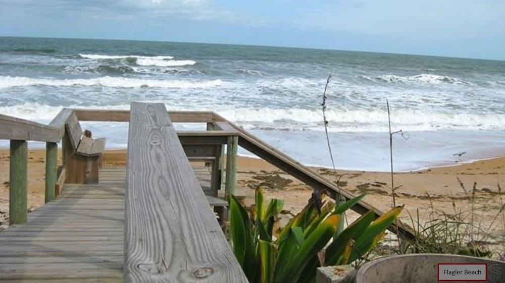 Sea Dancer 210 view 4