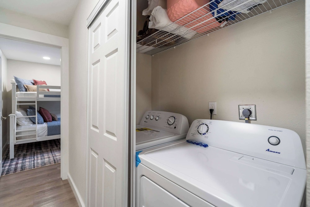 Leisure Nest Escape For 7