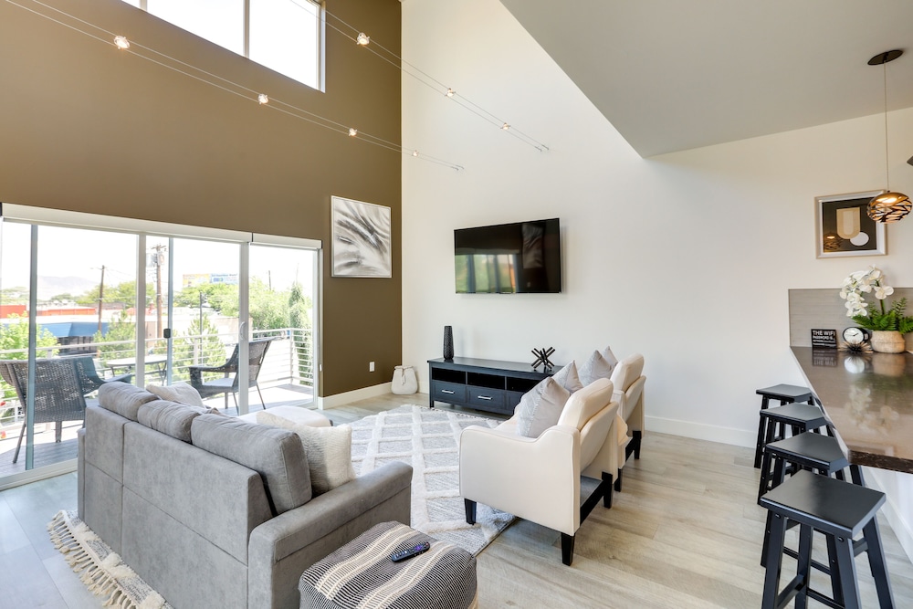 Reno Vacations - Midtown Reno Vacation Rental < 2 Mi to Downtown! - Property Image 15