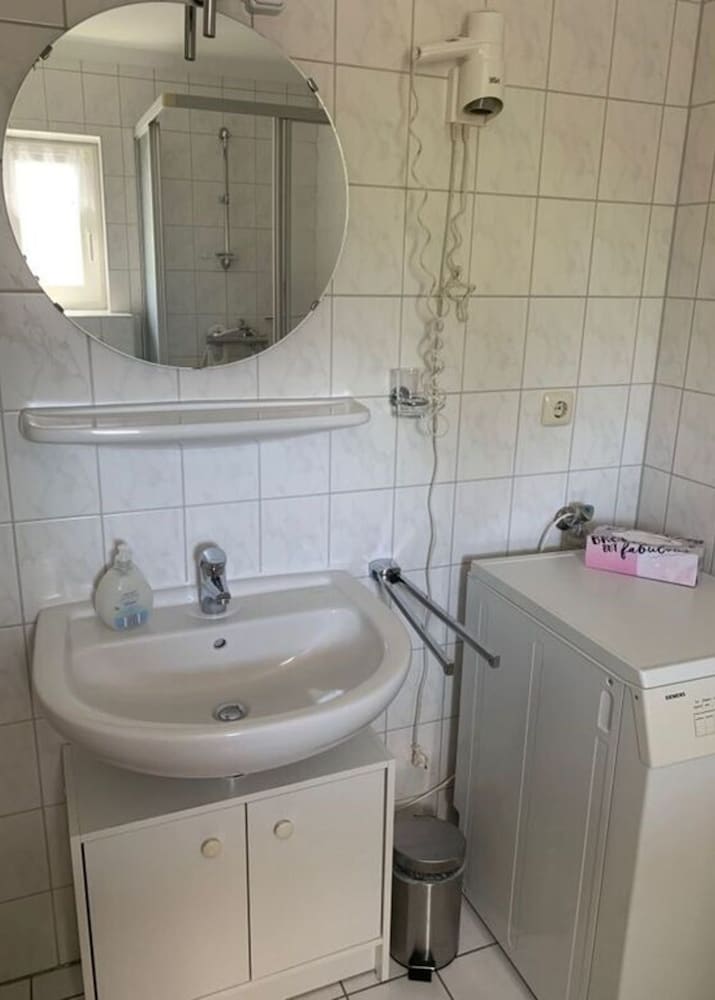 Inviting Apartment Near Beach