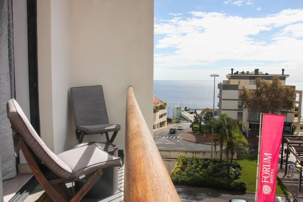 Forum Madeira Ocean View 4B view 2