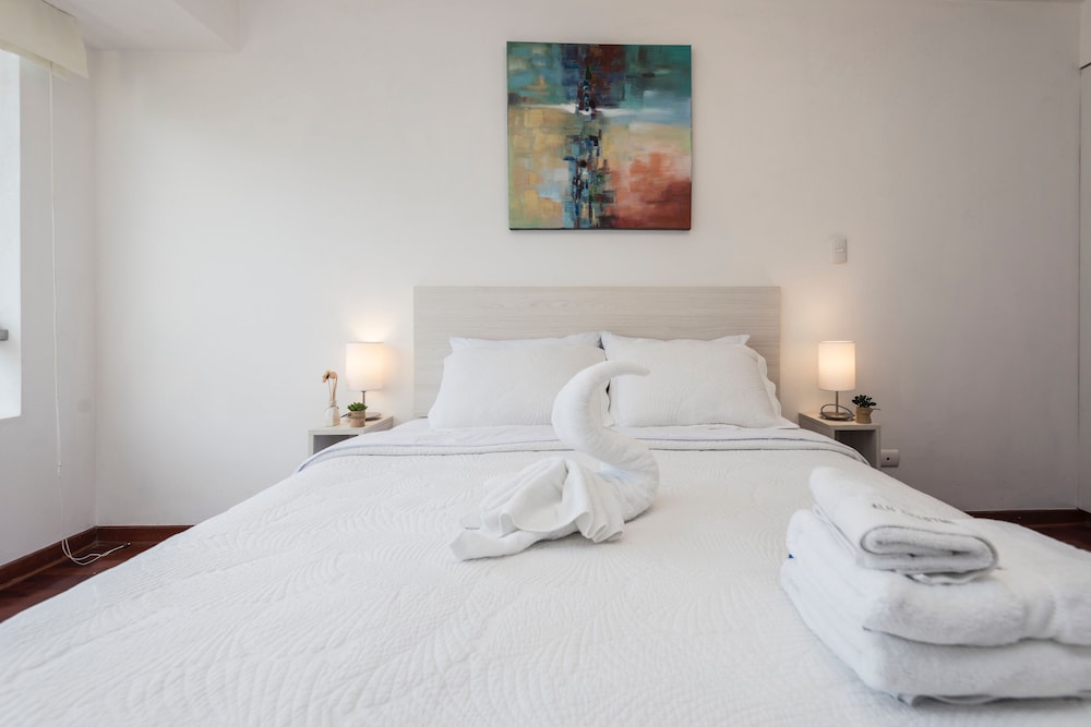 ALU Apartments - Miraflores Boardwalk