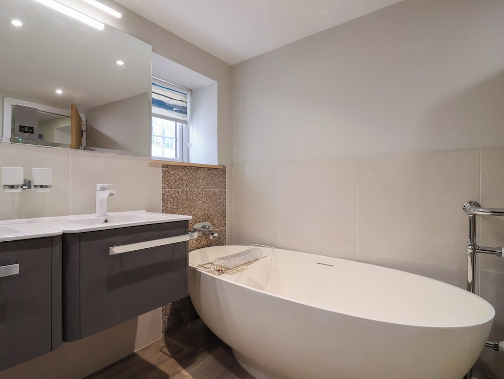 Rosebank Cottage