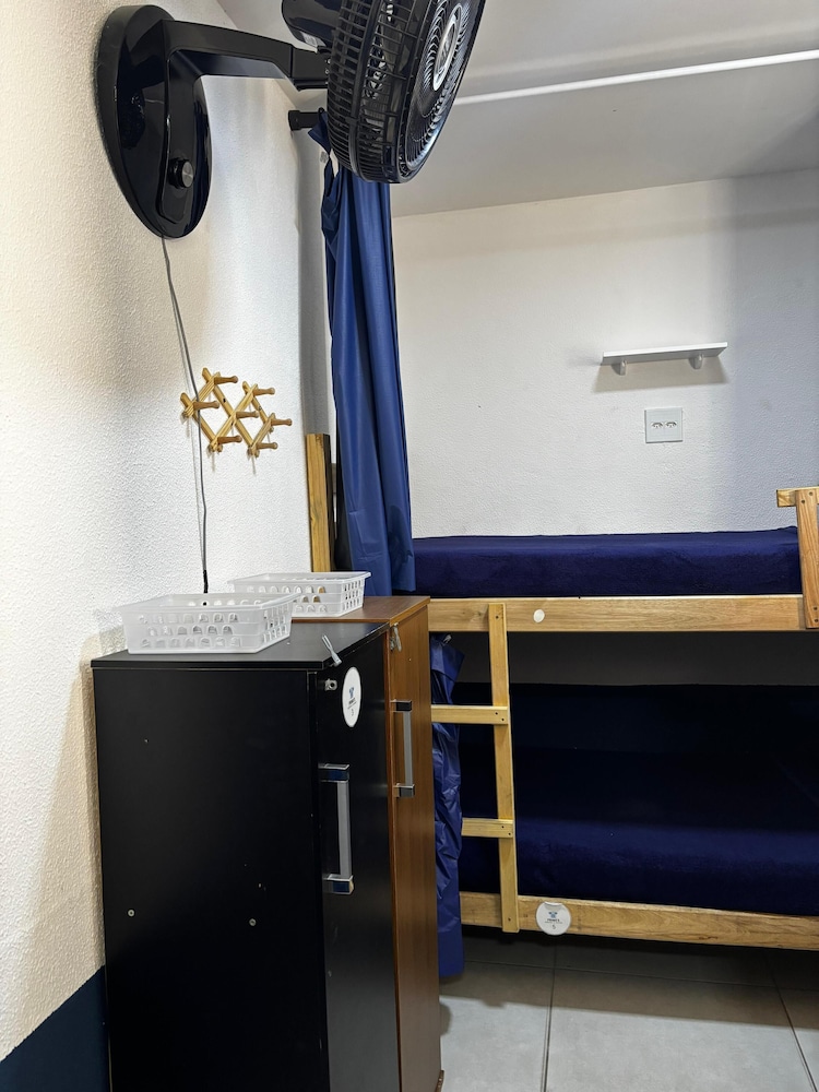 Primos Hostel & House