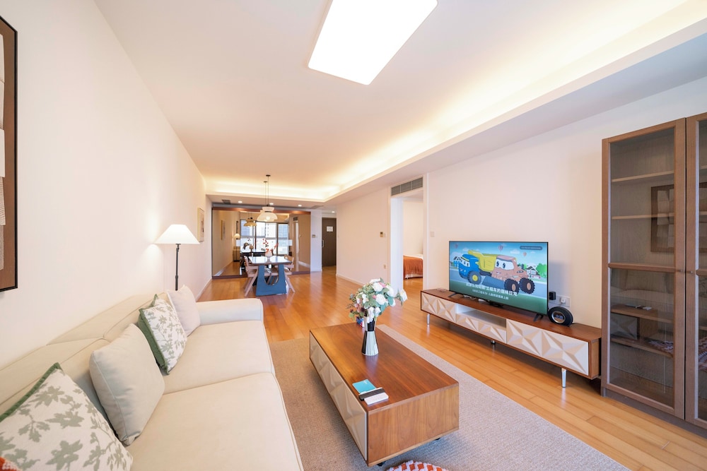 Tyms Elegant 2BR 1BA Apt Yongxin Century