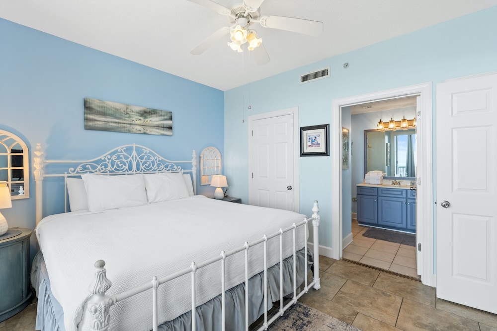Twin Palms Resort by Panhandle Getaways