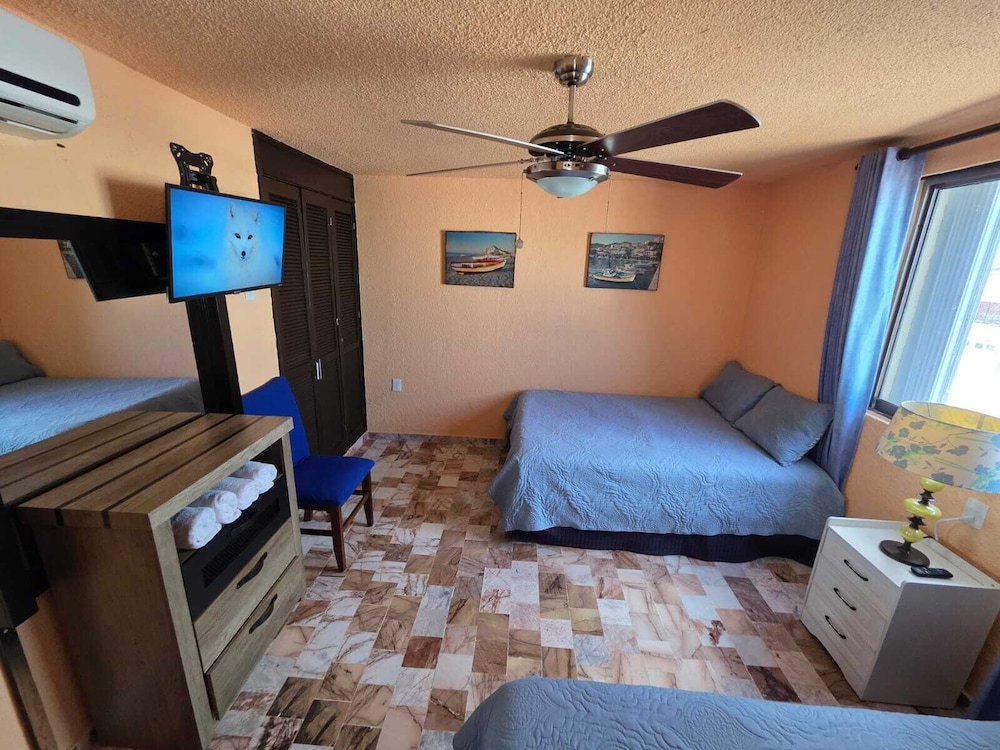 Ocean view condo with balcony hotel zone