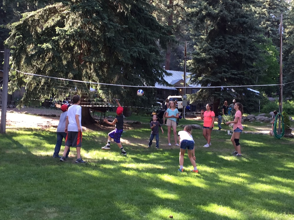 Bear Paw Lodge
