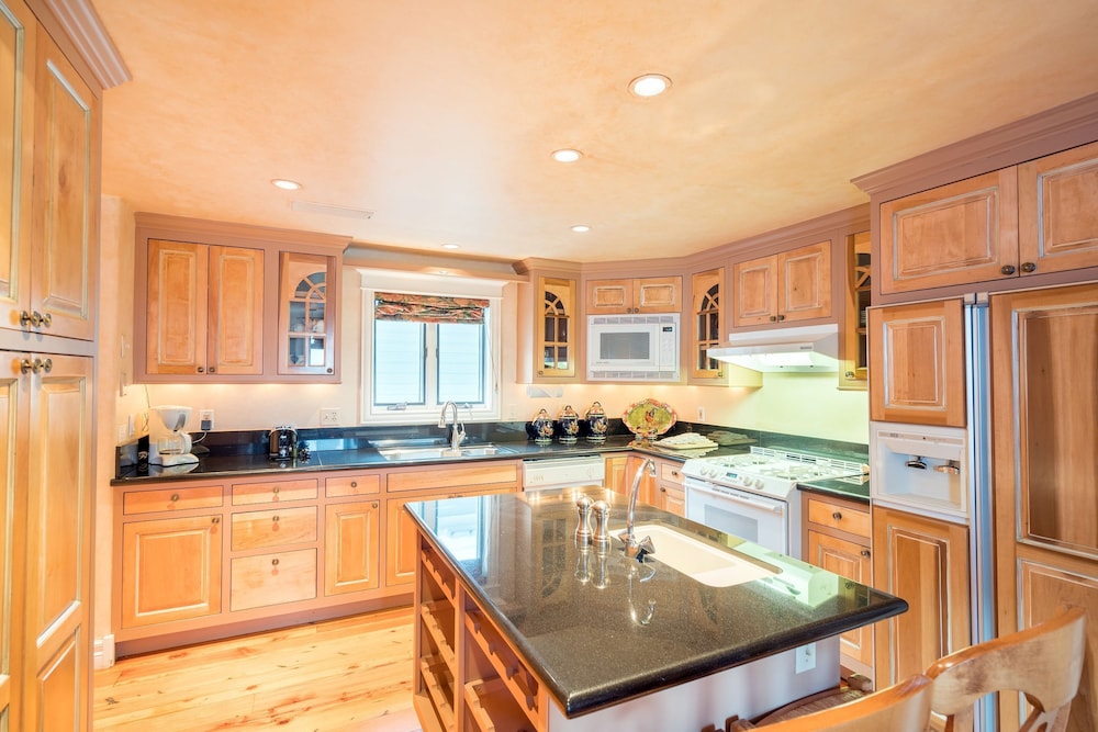 Hruza Hideout by Avantstay Quiet Apartment in Telluride s Historic District Permit 16094