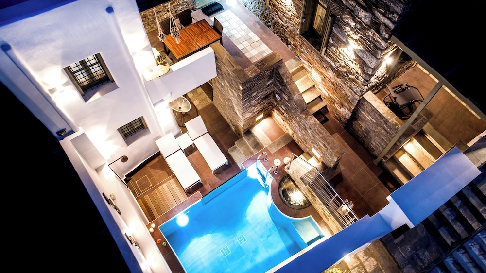 Ifigeneia Luxury Villas
