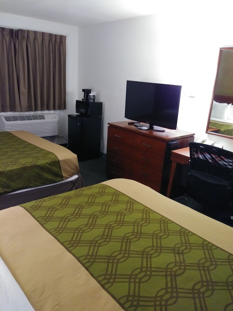 Canon City Vacations - Econo Lodge - Property Image 17