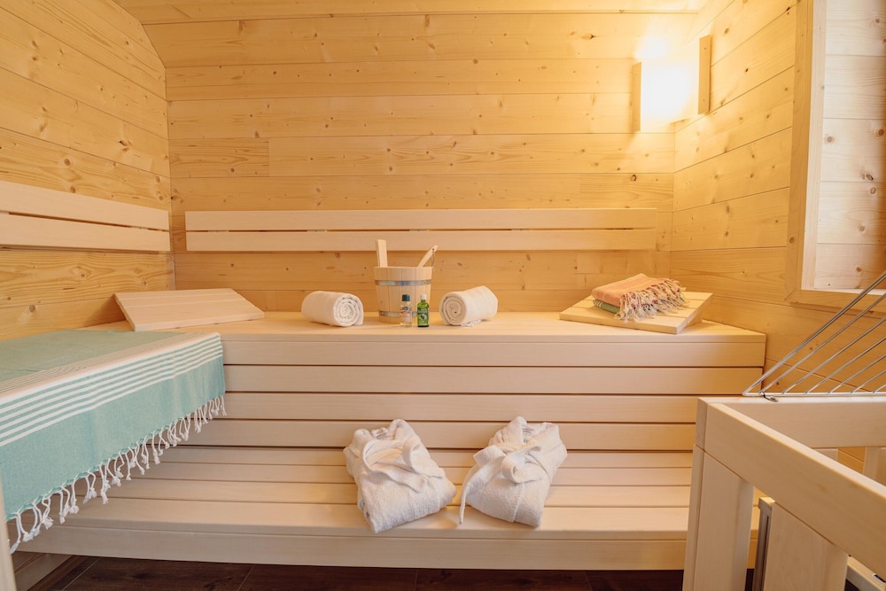 Chalet Near Lake Grundlsee With Sauna