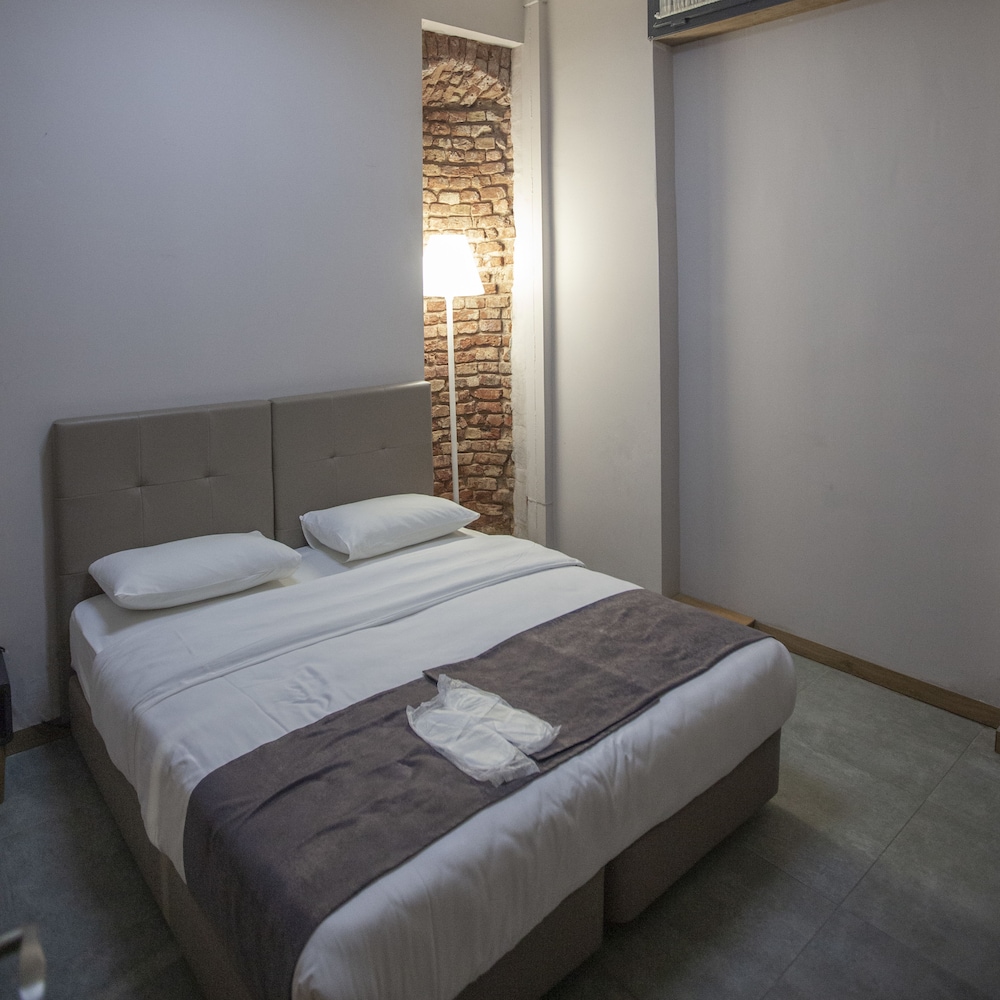 Jurnal Otel - Image 26