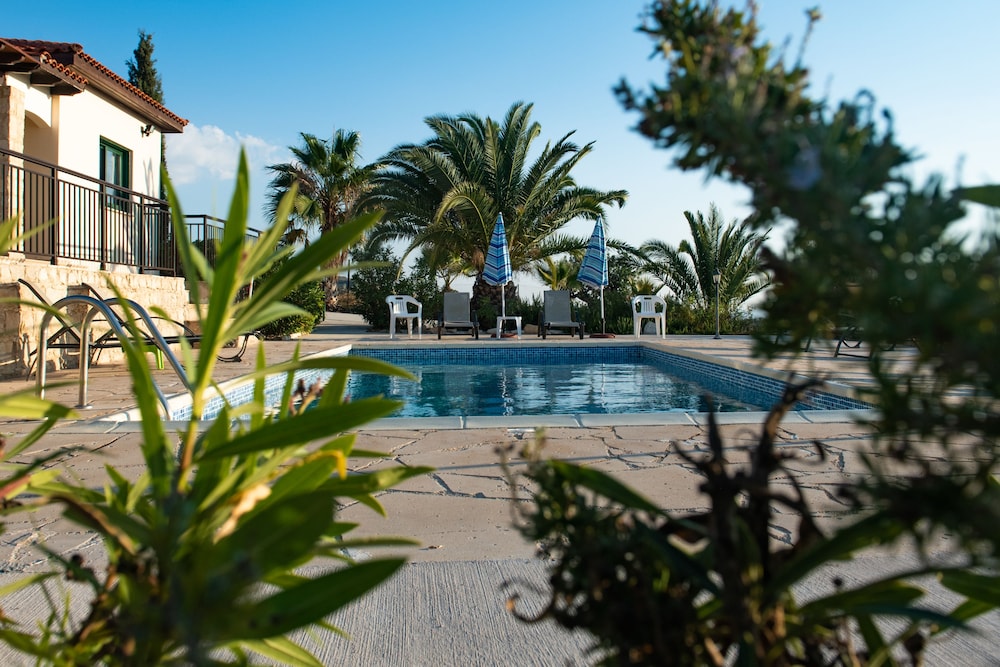 Hermes Villa
